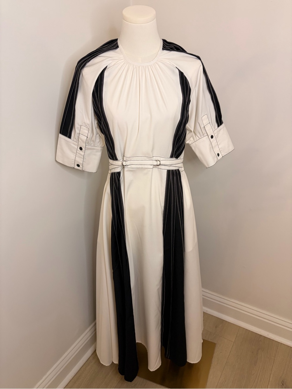 Lovebirds Cinched Colorblock A-Line Black & White Dress Size XS - Picture 2 of 13